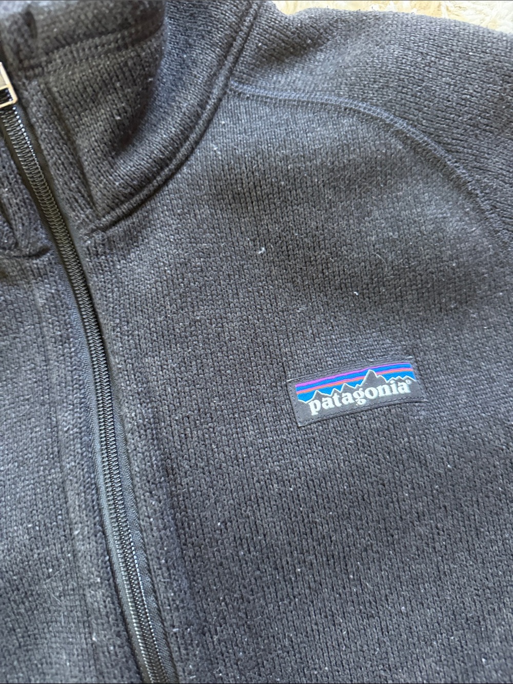 Patagonia Women's Black Full-Zip Utility Fleece Jacket - Picture 2 of 8